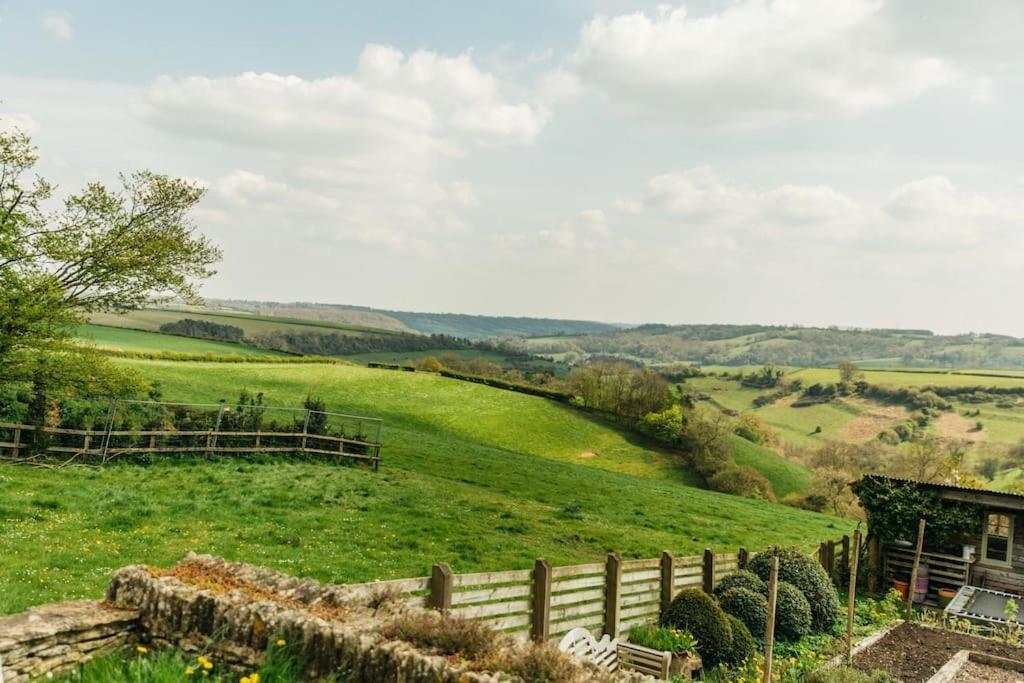 Romantic Country Annex With Views - 10 Min To Bath Cold Ashton Εξωτερικό φωτογραφία