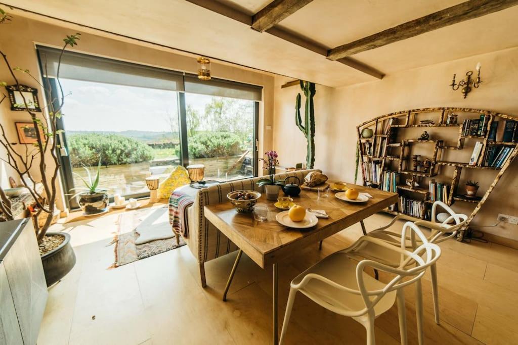 Romantic Country Annex With Views - 10 Min To Bath Cold Ashton Εξωτερικό φωτογραφία