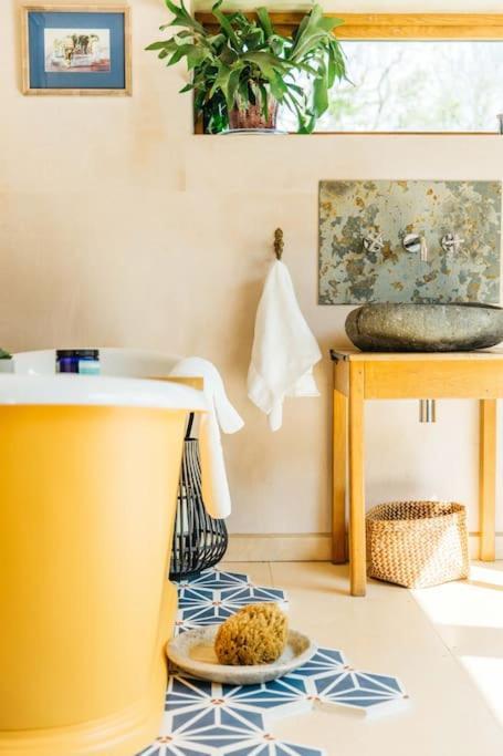 Romantic Country Annex With Views - 10 Min To Bath Cold Ashton Εξωτερικό φωτογραφία