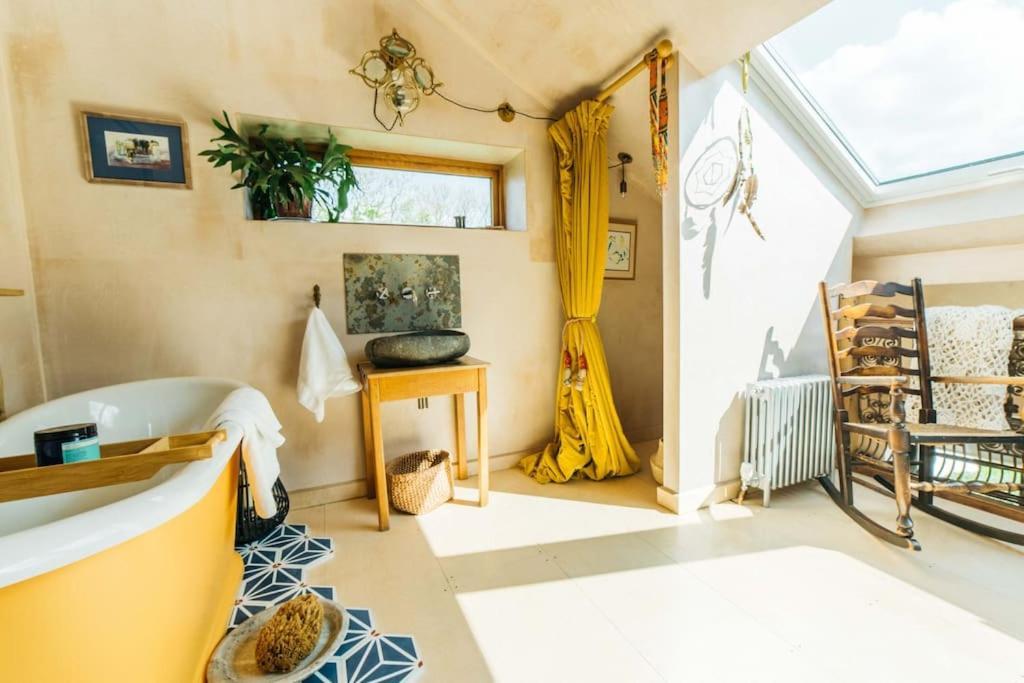 Romantic Country Annex With Views - 10 Min To Bath Cold Ashton Εξωτερικό φωτογραφία